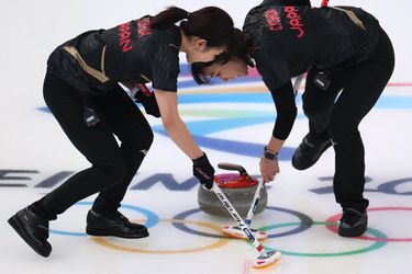 ZOH 2022: Posledné dve miestenky do semifinále získali curlerky Japonska a Veľkej Británie