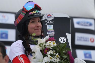 Snoubording-SP: Auner a Ulbingová víťazmi domáceho paralelného slalomu, Matej Bačo nedokončil
