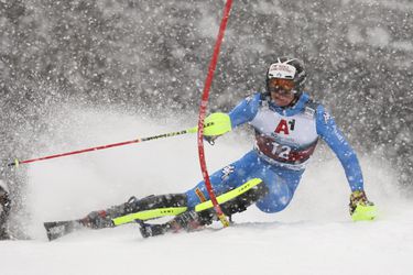 Svetový pohár: Talian Vinatzer prekvapivo vedie po 1. kole slalomu v Kitzbüheli