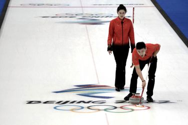 Peking 2022: Curling: Čína si v úvode turnaja pripísala výhru nad obhajcami striebra