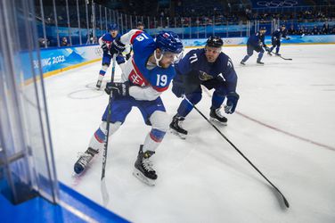 ZOH 2022: Hráčov štval spôsob porážky s Fínskom: Radšej prehrať o 10 gólov ako takto