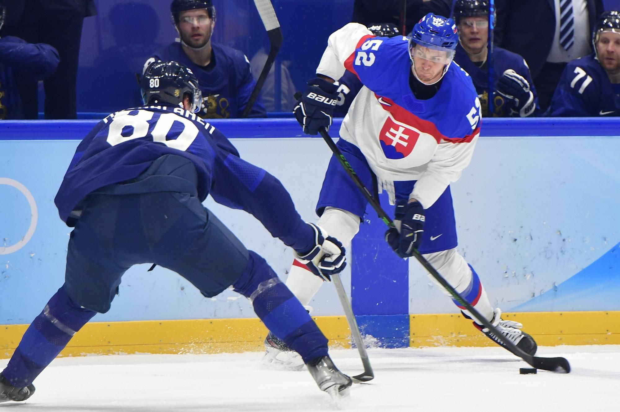 Martin Marinčin (Slovensko) a hokejista Saku Mäenalanen (Fínsko)