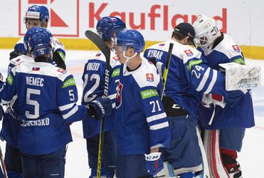 ZOH 2022: Traja slovenskí hokejisti mali po prílete do Pekingu pozitívny test. Povolali prvého náhradníka
