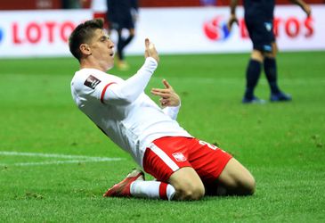 Poľský útočník Piatek smeruje z Herthy Berlín späť do Serie A