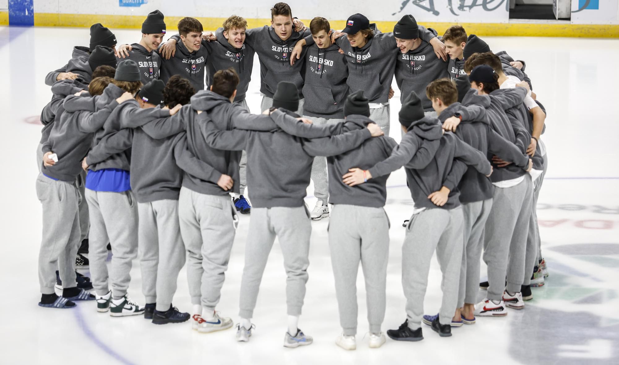 Slovenský reprezentanti v hokeji U20.