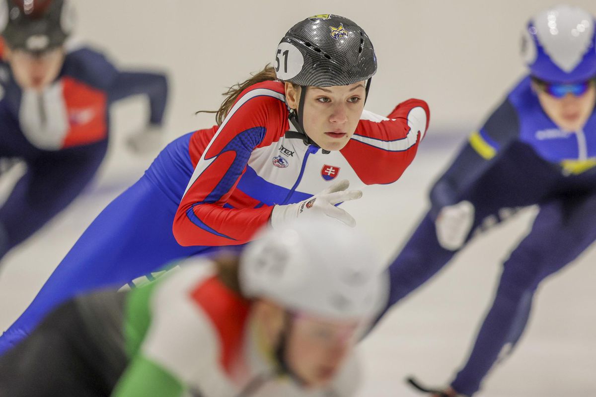 ME: Slovenky do štvrťfinále nepostúpili. Slovák Karabin skončil posledný