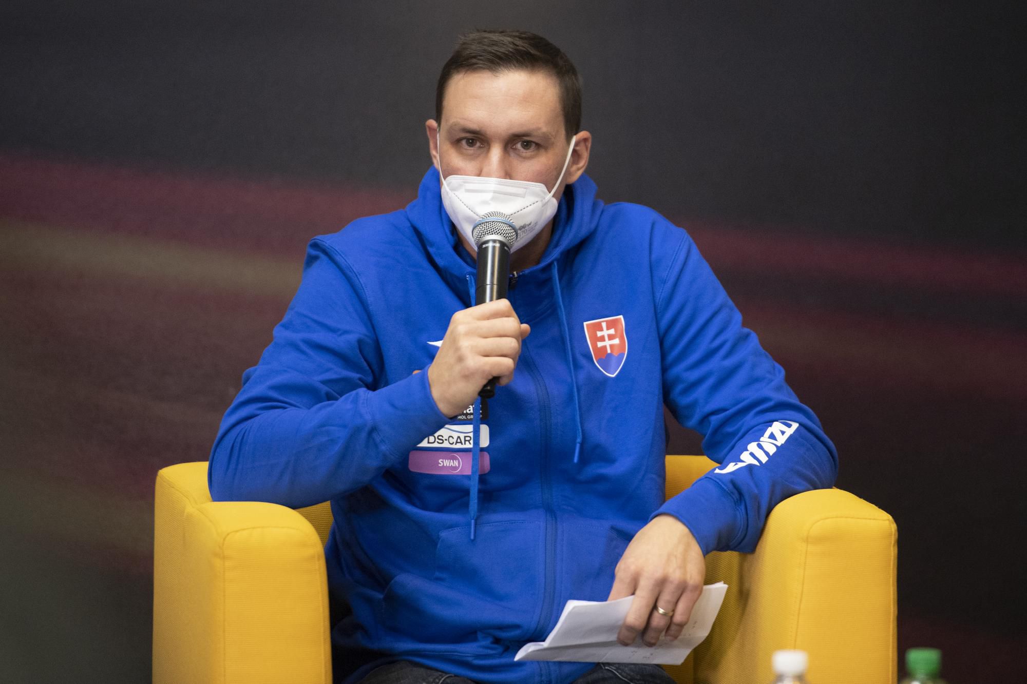 Tréner slovenskej reprezentácie v hádzanej Peter Kukučka.