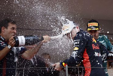 Veľká cena Monaka: Nepribrdzil ho ani dážď. Max Verstappen deklasoval konkurenciu