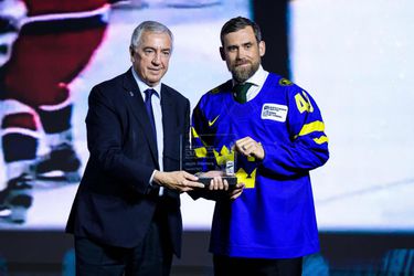 Do Siene slávy IIHF uviedli legendárneho Švéda či francúzskeho brankára