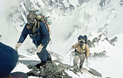 Moment, ktorý zmenil históriu. Od prvého úspešného výstupu na Mount Everest uplynie 70 rokov