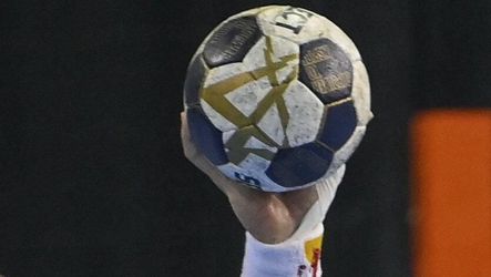 Niké Handball extraliga: Hlohovec dobehol polčasové manko a z Nových Zámkov si odnáša bod