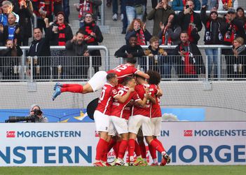 Freiburg neprehral ani na novom štadióne, ako jediný v Bundeslige si drží neporaziteľnosť