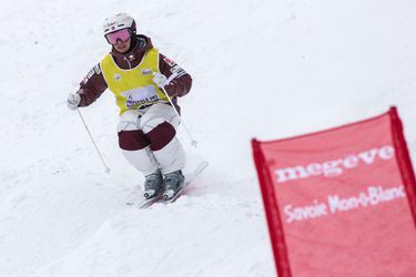 Akrobatické lyžovanie-SP: Kingsbury zvíťazil v pretekoch na terénnych nerovnostiach