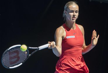 Anna Karolína Schmiedlová - Ashlyn Kruegerová (US Open)