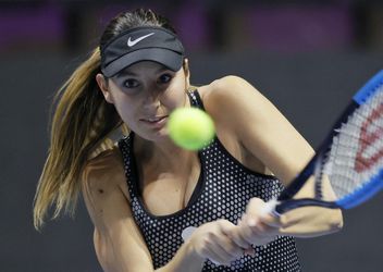WTA Luxemburg: Oceane Dodinová prešla 1. kolom, Ruska Makarovová končí