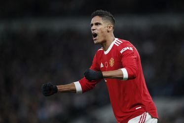 Manchester United má ďalší problém. Varane je opäť zranený