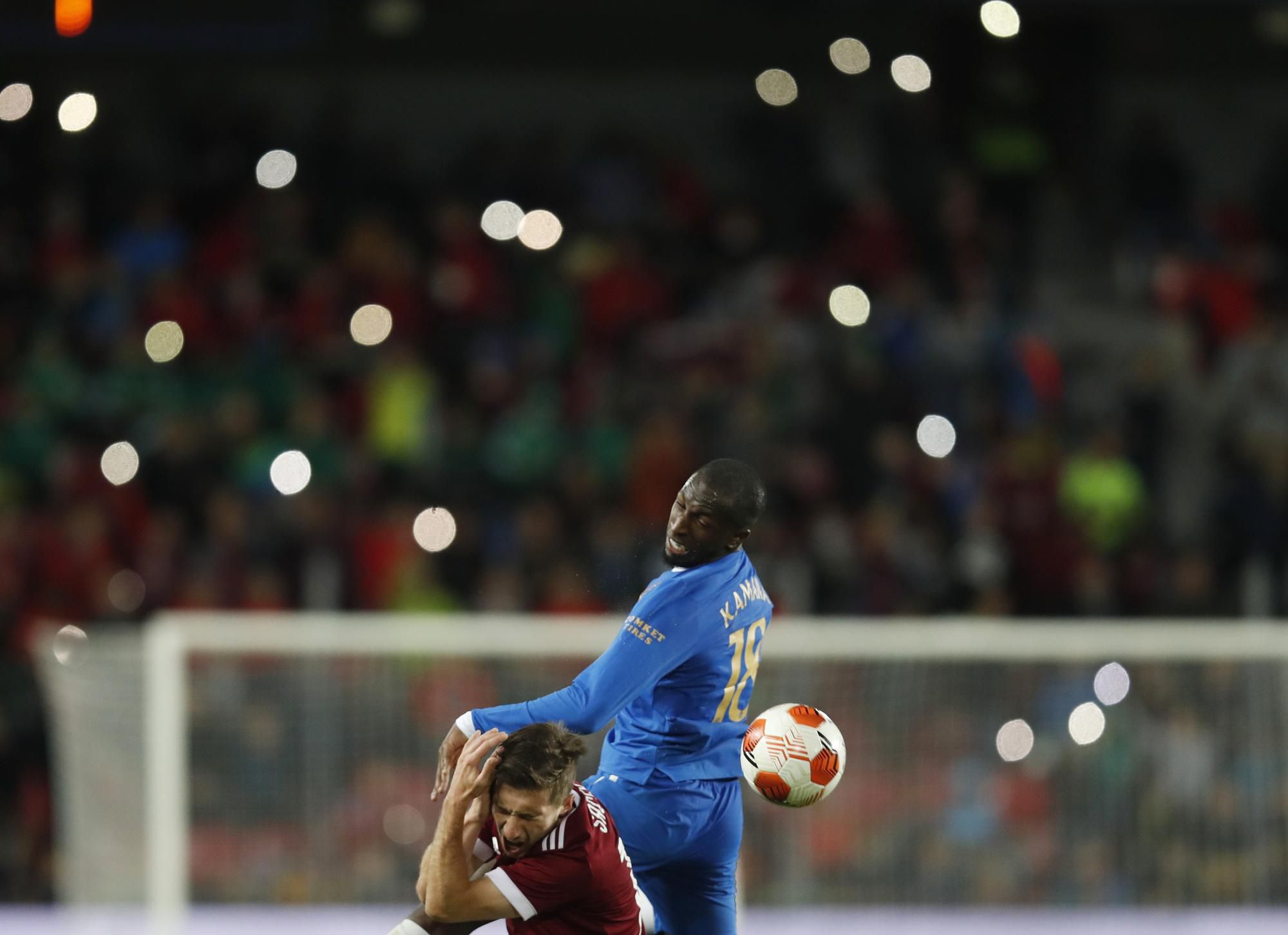 Glen Kamara v zápase so Spartou Praha.