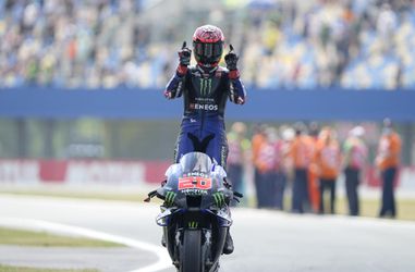 Fabio Quartararo je majstrom sveta MotoGP, Valentino Rossi sa rozlúčil s domácimi fanúšikmi