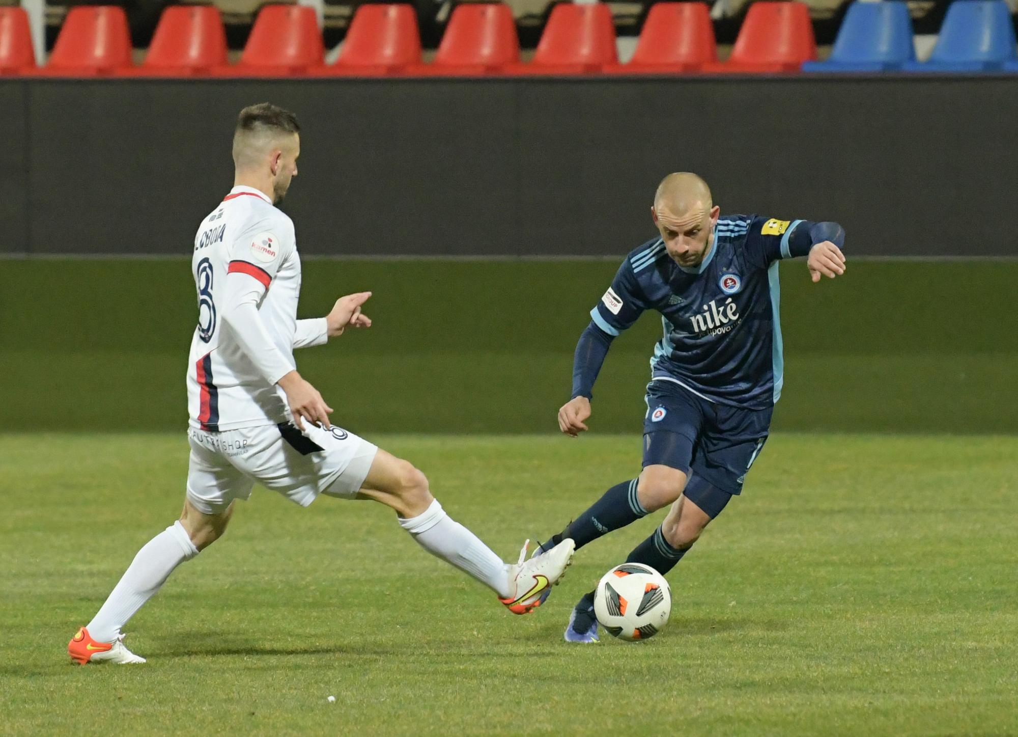 FC ViOn Zlaté Moravce -Vráble a ŠK Slovan Bratislava