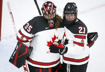 MS žien: Kanaďanky otočili finále s USA, oslavujú rekordný 11. titul