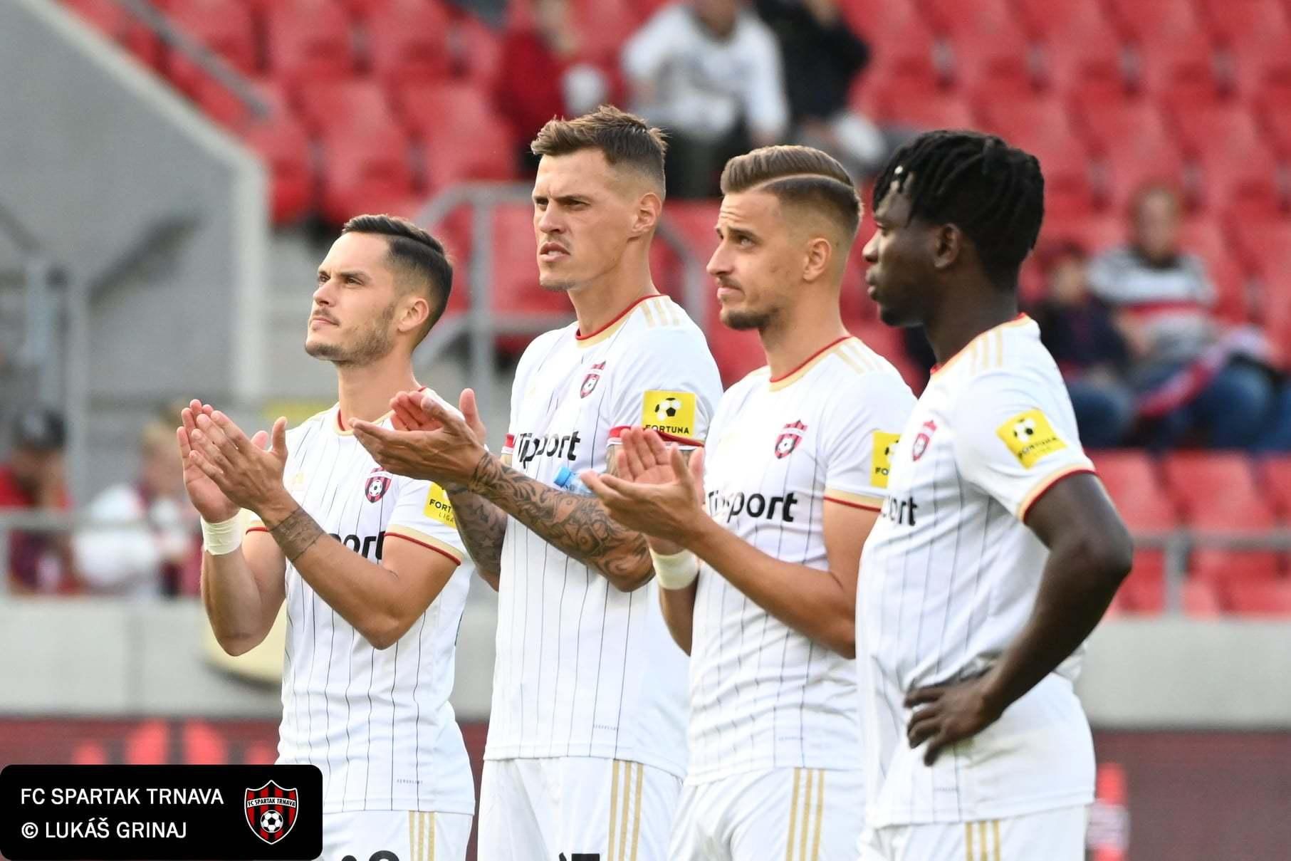 Hráči Spartaka Trnava, Martin Škrtel druhý zľava