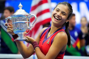 US Open: Raducanuová víťazstvom prepísala históriu. Na ceste k titulu nestratila ani set