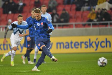 Reakcie slovenských futbalistov a trénera Štefana Tarkoviča po remíze so Slovinskom