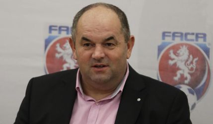 Bývalého šéfa českého futbalu odsúdili na šesť rokov väzenia, musí zaplatiť aj niekoľko miliónovú pokutu
