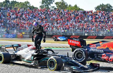 Marko kritizuje šou Mercedesu: Chudák Hamilton bol odrazu zranený...