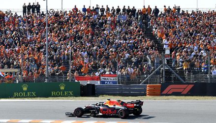 Veľká cena Holandska: Verstappen vybojoval pole position na domácej trati, Hamilton tesne druhý