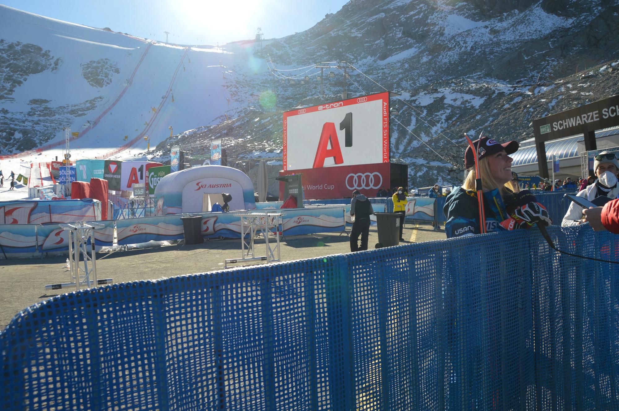 V priestoroch cieľu zostala Mikaela Shiffrinová ako úplne posledná.