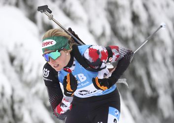 Biatlon - stíhacie preteky žien v Östersunde