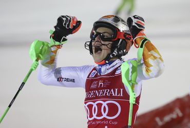 Petra Vlhová je nezastaviteľná! Vyhrala aj nedeľný slalom a ovládla fínske Levi