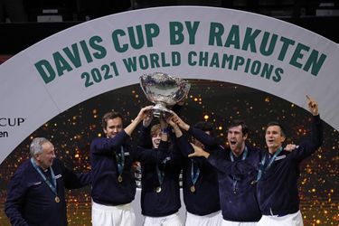 Davis Cup: Ruskí tenisti zdolali vo finále Chorvátov, oslavujú tretí triumf v histórií