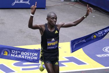 Bostonský maratón vyhrali Keňania Kipruto a Kipyogeiová