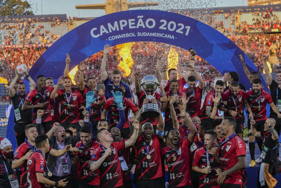 Athletico Paranaense oslavuje triumf Copa Sudamericana