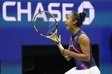 Analýza ženského finále US Open: Šance rovnaké, kurz na Fernandezovú láka viac
