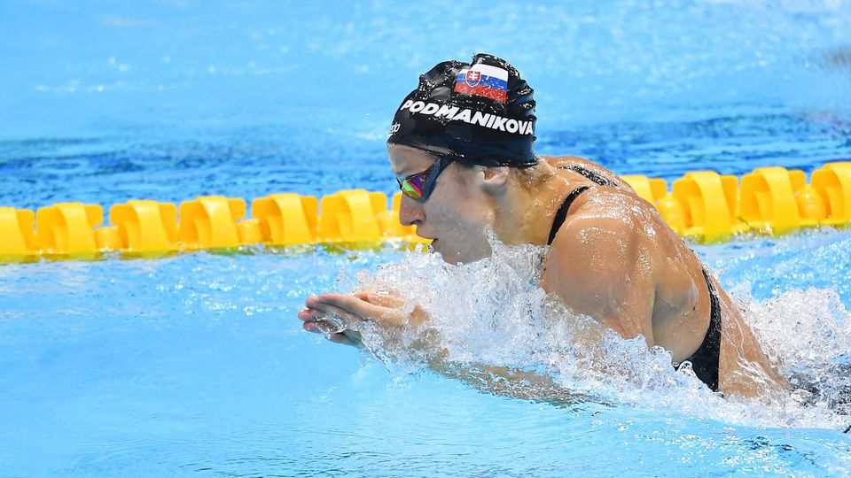 Tokio 2020: slovenská plavkyňa Andrea Podmaníková počas rozplavby na 100 metrov prsia