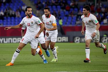 Arabský pohár FIFA: Jordánsko zvíťazilo nad Palestínou rozdielom triedy, s triumfom aj Maroko