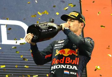 Max Verstappen oslavoval zisk majstrovského titulu až do pondelkového rána