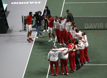 Davis Cup: Djokovič s tímom končí. O titul si zahrajú Chorváti