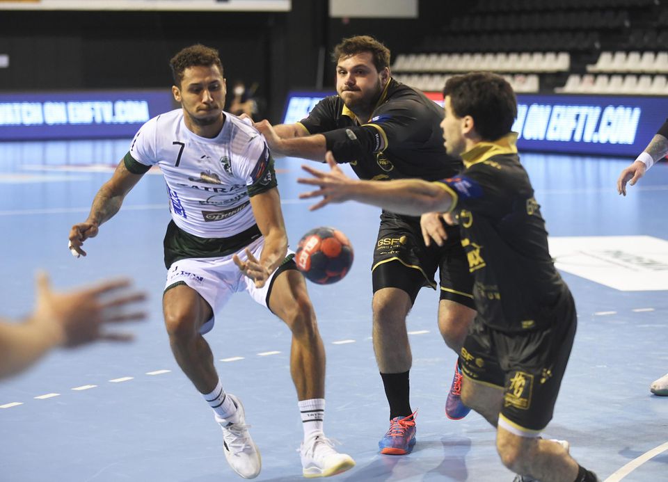Linhares de Souza (Prešov)  počas zápasu 6. kola A-skupiny Európskej ligy v hádzanej mužov Tatran Prešov - Fenix Toulouse Handball