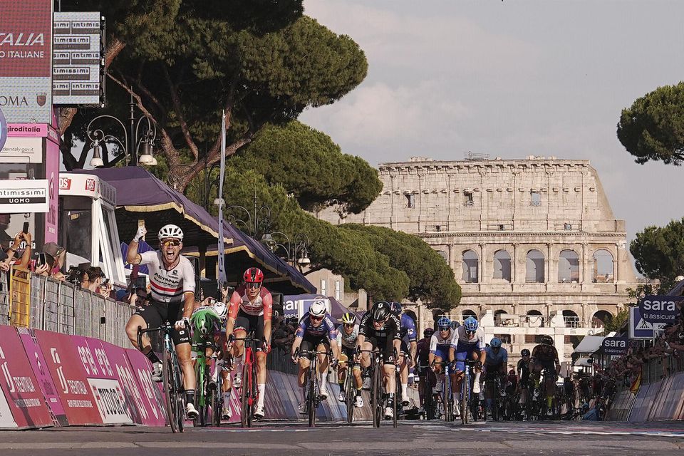 Mark Cavendish vyhral záverečnú etapu Giro d'Italia 2023