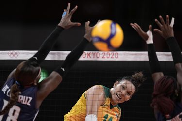 Tokio 2020: Brazílska volejbalistka si nezahrá o medaily. Poslali ju domov pre podozrenie z dopingu