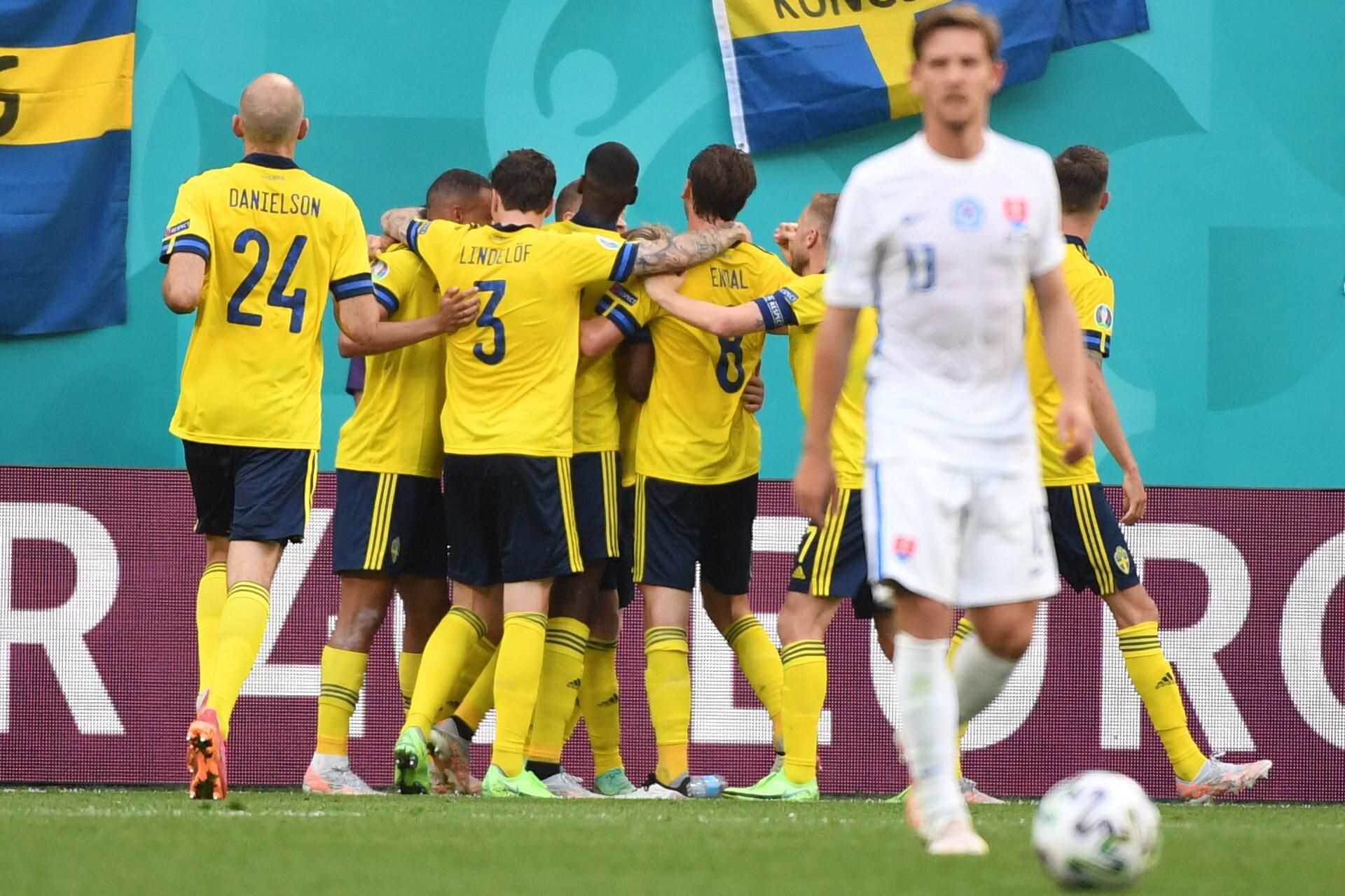 EURO 2020: Švédsko - Slovensko: švédski futbalista sa tešia z gólu