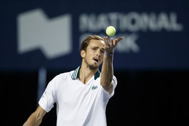 ATP Toronto: Medvedev kráča za titulom, vo finále ho čaká senzácia turnaja