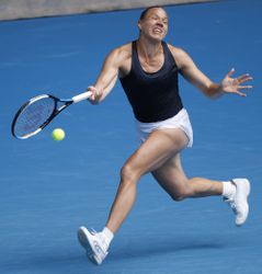 WTA Chicago: Estónka Kanepiová sa prebojovala do druhého kola