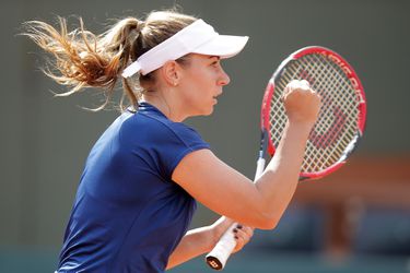 Wimbledon: Kristína Kučová suverénne postúpila do 2. kola kvalifikácie, Viktória Kužmová vypadla