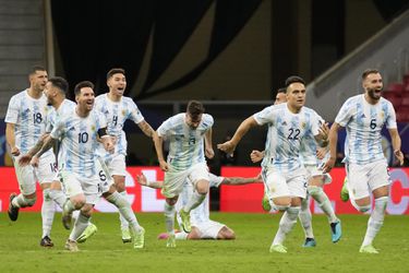 Copa America: Brankár Martinez hrdinom v penaltovom rozstrele. Argentína je vo finále