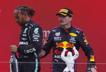 Max Verstappen z nemocnice obvinil Lewisa Hamiltona: Je to nešportové a bez rešpektu